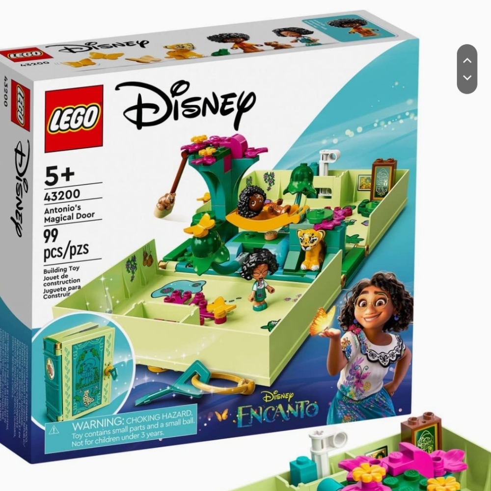Disney Encanto Antonio's door Lego set